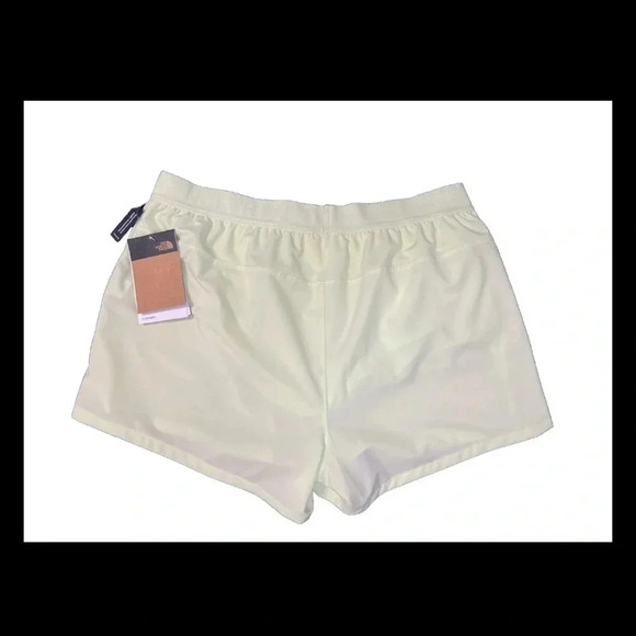 The North Face Women’s‎ Wander 3" Shorts size XL in the color lime cream NWT - Picture 6 of 7